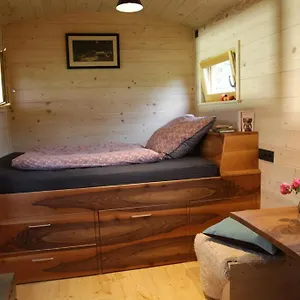 Tinyhaus Birne Apartment Mehring (Bavaria)
