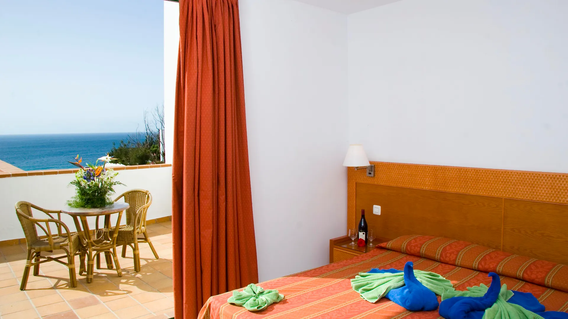 Aparthotel Esquinzo Y Monte Del Mar Playa De Esquinzo Apartment