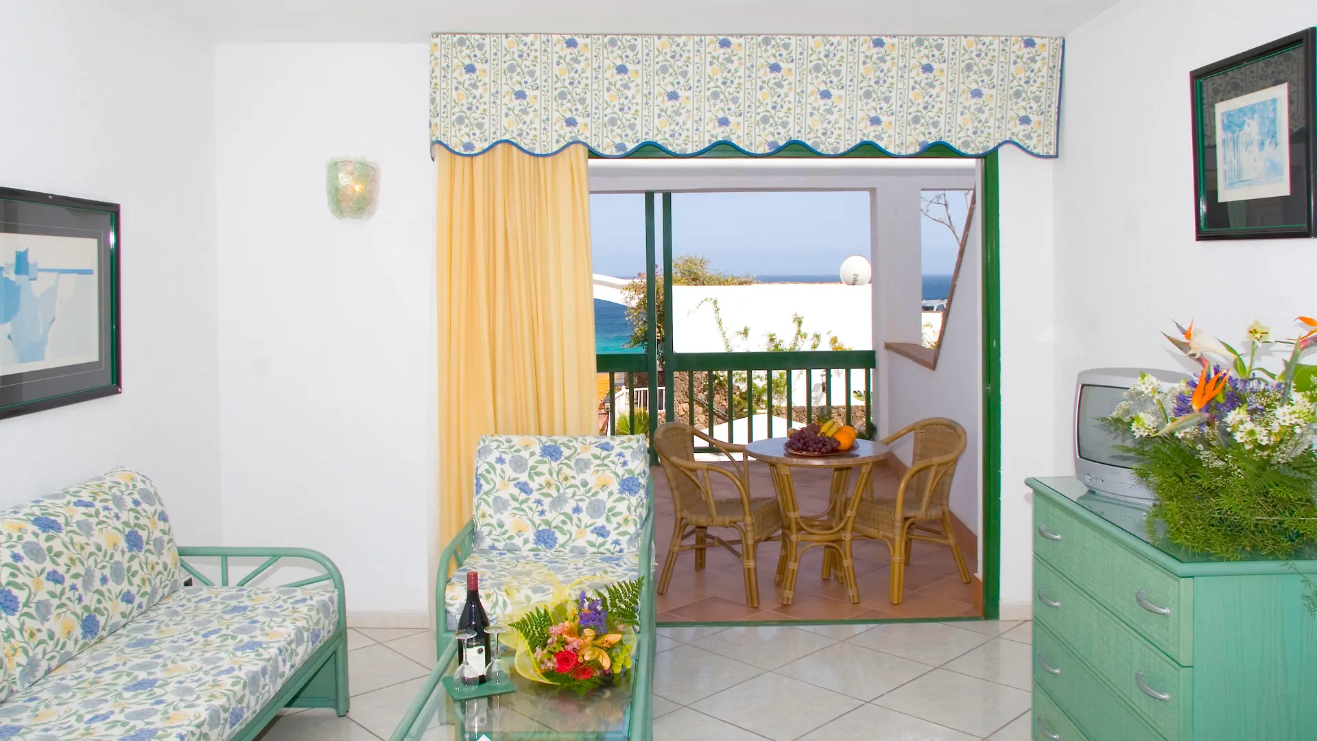 Aparthotel Esquinzo Y Monte Del Mar Playa De Esquinzo