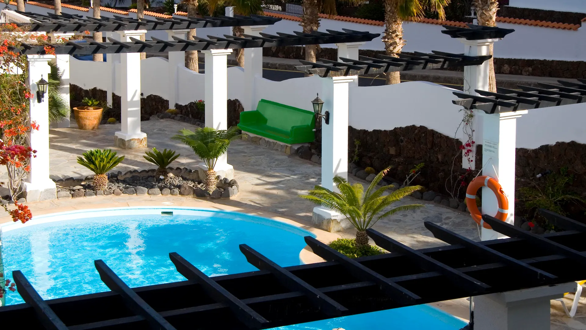 Aparthotel Esquinzo Y Monte Del Mar Playa De Esquinzo 3*,  Spain