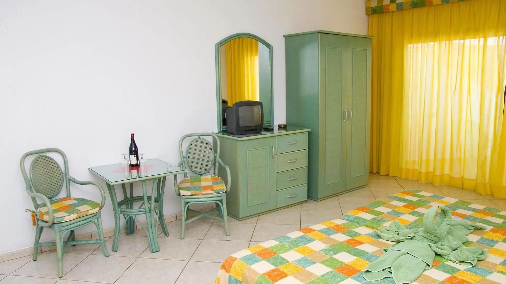 Apartment Aparthotel Esquinzo Y Monte Del Mar Playa De Esquinzo